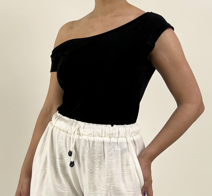 One Shoulder Slim - Black